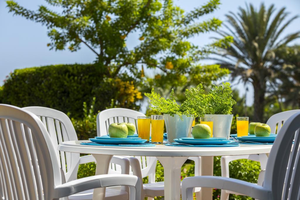 Protaras Beachfront Sirina Lina Suite Paralimni Luaran gambar
