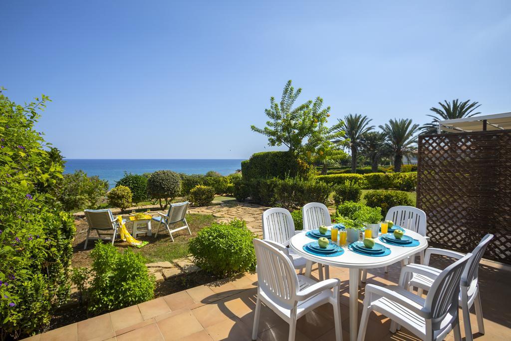 Protaras Beachfront Sirina Lina Suite Paralimni Luaran gambar