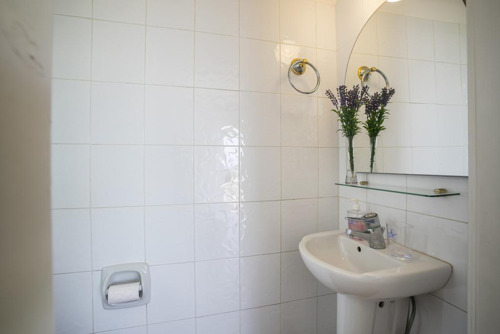 Protaras Beachfront Sirina Lina Suite Paralimni Luaran gambar